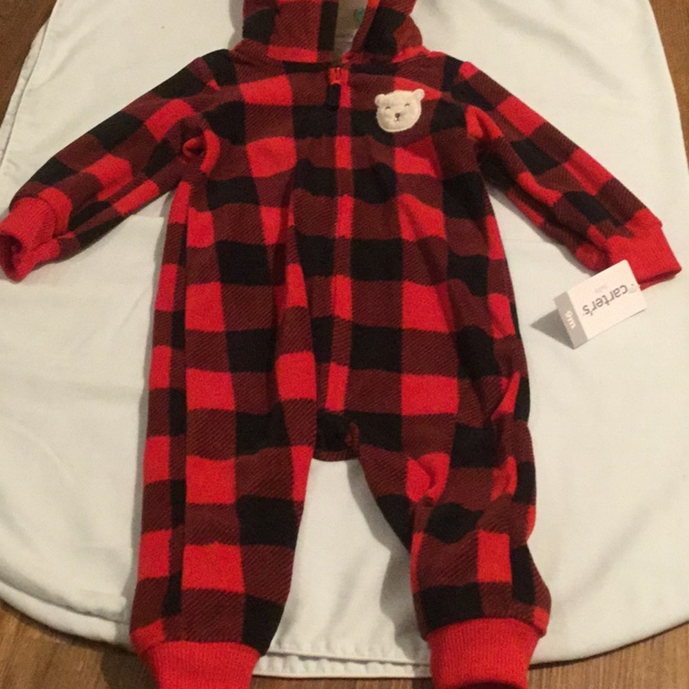 Carter’s NWT onesie